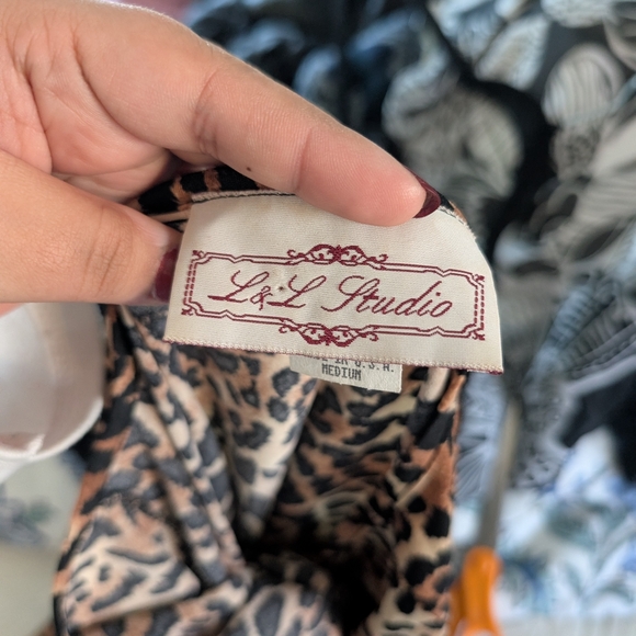 Leopard Blouse - Picture 5 of 6